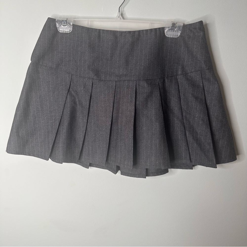 Gray Pleated Mini Skirt